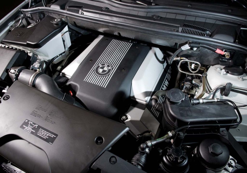 BMW X5 4.6is E53 M62