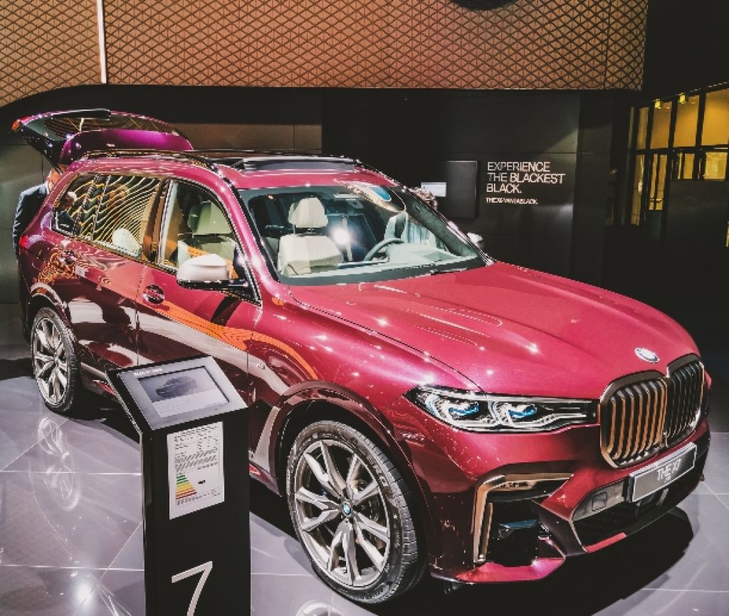 X7 in the BMW 2