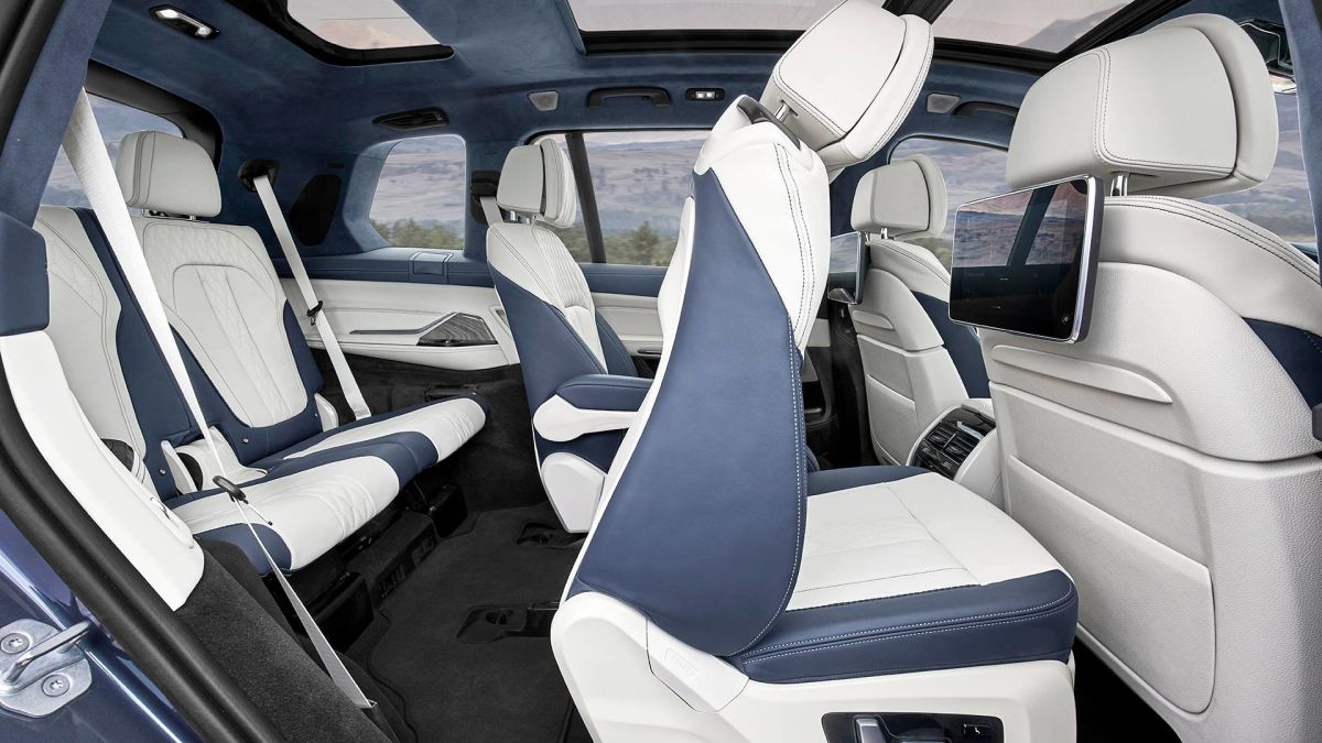 BMW X7 9