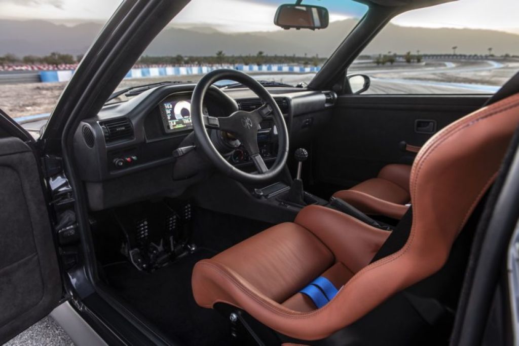 BMW E30 M3 Redux 35 830x553