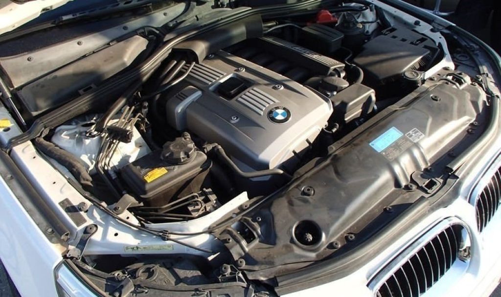 BMW E90 16