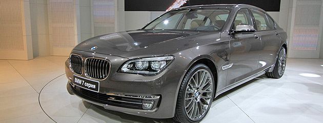 Bmw-7-novij-flagman